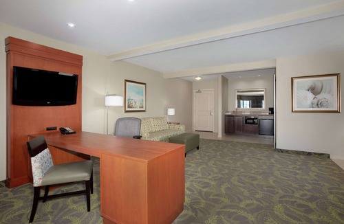 Astoria Hotel | Hampton Inn and Suites Astoria