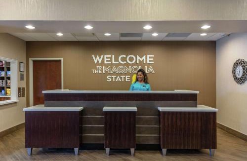 Columbus Hotel | Hampton Inn and Suites Columbus, MS