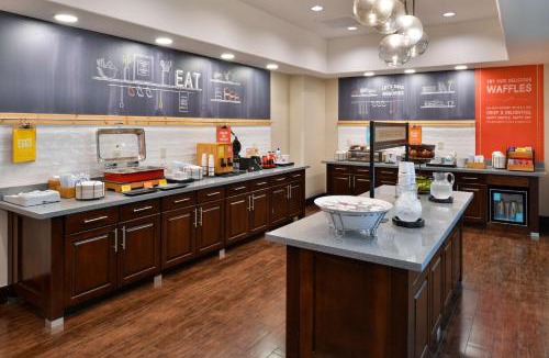 Hutto Hotel | Hampton Inn and Suites Hutto
