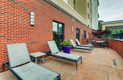 Rome Hotel | Hampton Inn and Suites Rome, GA