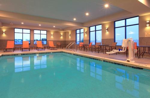 Ira Hotel | Hampton Inn and Suites Snyder