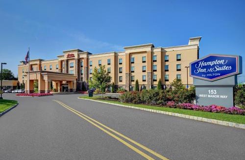 Robbinsville Hotel | Hampton Inn and Suites Robbinsville
