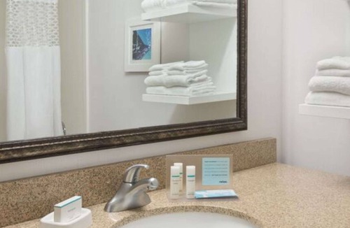Sandy Springs Hotel | Hampton Inn - Atlanta Perimeter Center