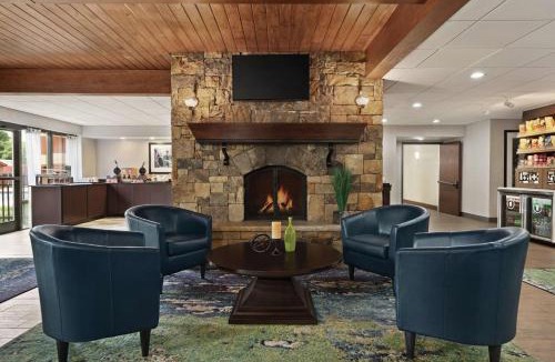 Stone Mountain Hotel | Hampton Inn Atlanta-Stone Mountain