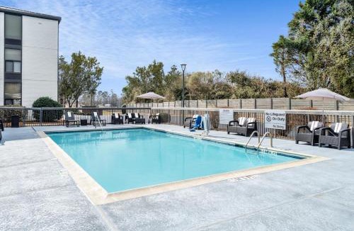 Auburn Hotel | Hampton Inn Auburn
