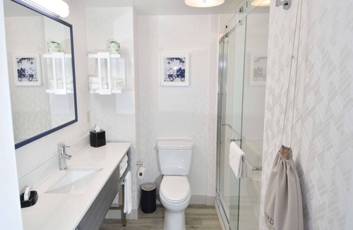 Auburn Hotel | Hampton Inn Auburn