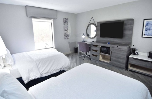 Auburn Hotel | Hampton Inn Auburn