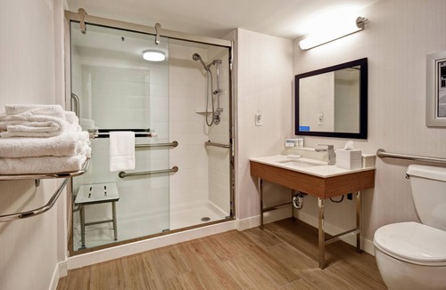 Auburn Hotel | Hampton Inn Auburn