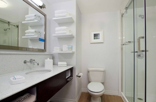 McKinney Hotel | Hampton Inn Austin/Airport Area South