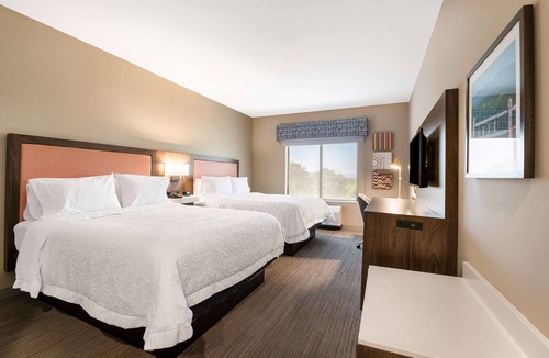 Batesville Hotel | Hampton Inn Batesville