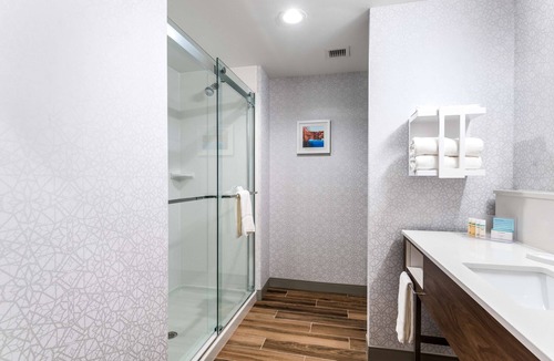 Batesville Hotel | Hampton Inn Batesville
