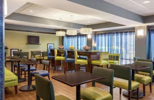 New Castle Hotel | Hampton Inn Birmingham-Trussville