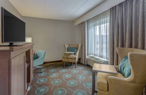 Bloomington Hotel | Hampton Inn Bloomington