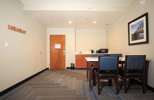 Bordentown Hotel | Hampton Inn Bordentown