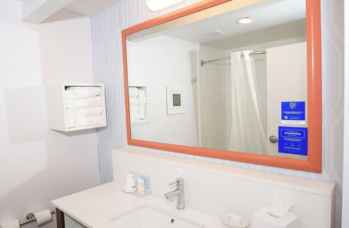 Bordentown Hotel | Hampton Inn Bordentown