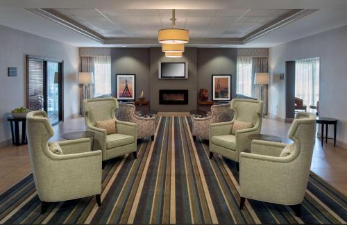 Revere Hotel | Hampton Inn Boston Logan Airport