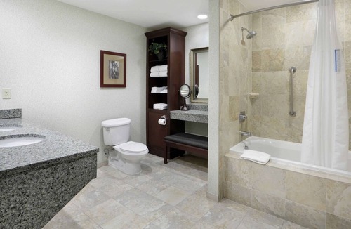 Natick Hotel | Hampton Inn Boston Natick