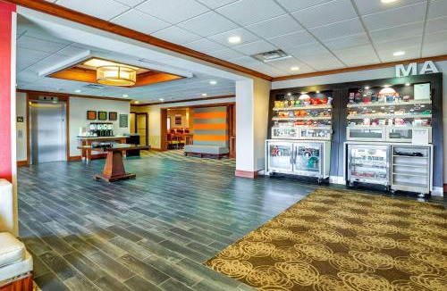 Norwood Hotel | Hampton Inn Boston-Norwood