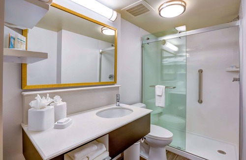 Norwood Hotel | Hampton Inn Boston - Norwood