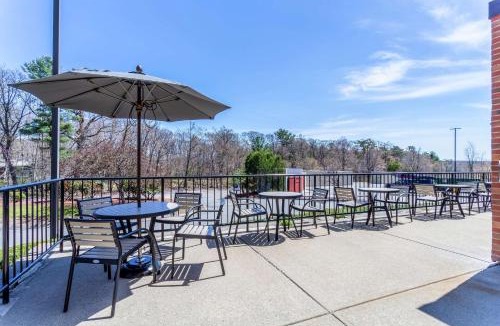 Peabody Hotel | Hampton Inn Boston/Peabody