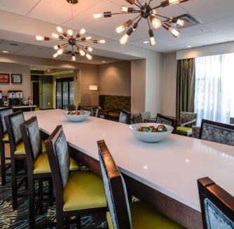 Brighton Hotel | Hampton Inn Brighton Mi