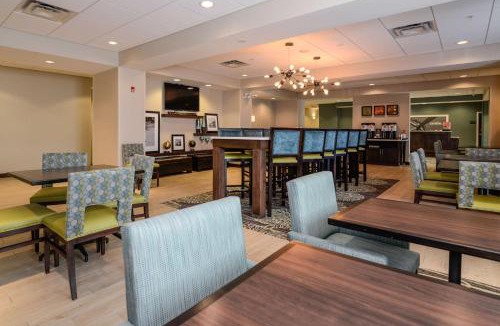 Brighton Hotel | Hampton Inn Brighton Mi