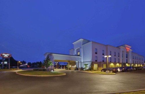 Brockport Hotel | Hampton Inn Brockport