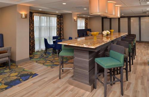 Broussard Hotel | Hampton Inn Broussard-Lafayette