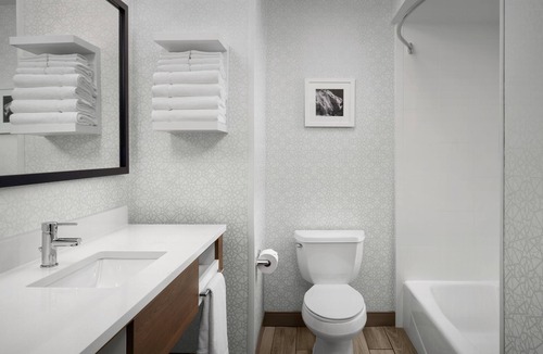 Butte Hotel | Hampton Inn Butte