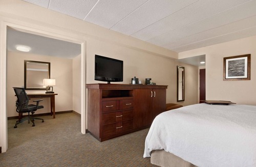 Lexington Park Hotel | Hampton Inn by Hilton Lexington Park