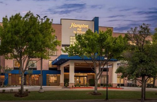 Addison Hotel | Hampton Inn By Hilton Addison Dallas