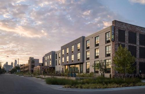 Holly Hotel | Hampton Inn by Hilton Austin East Side 5th Street