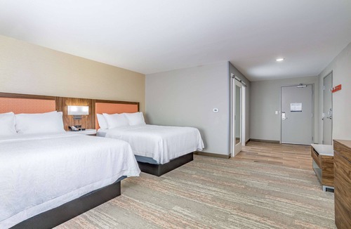 Bedford Hotel | Hampton Inn by Hilton Bedford