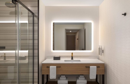 Downtown Calgary Hotel | Hampton Inn By Hilton Calgary Downtown