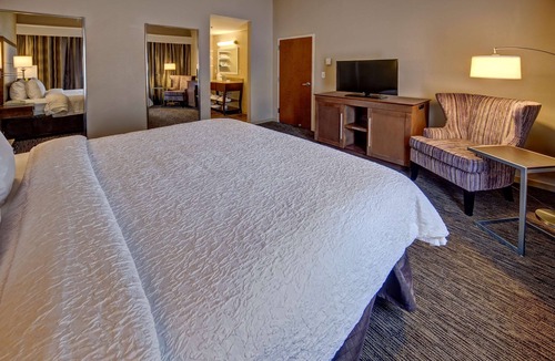 Dunn Hotel | Hampton Inn by Hilton Dunn