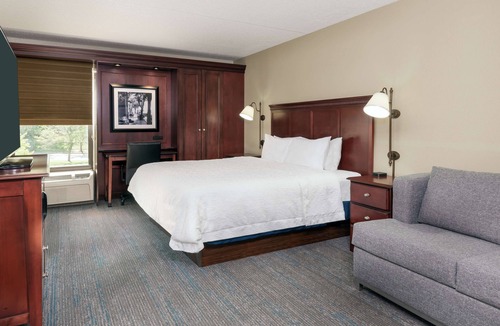 Southport Hotel | Hampton Inn by Hilton Indianapolis-South