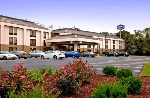 Milford Hotel | Hampton Inn by Hilton Milford