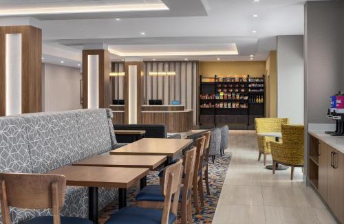 Anjou Hotel | Hampton Inn by Hilton Montreal East Anjou
