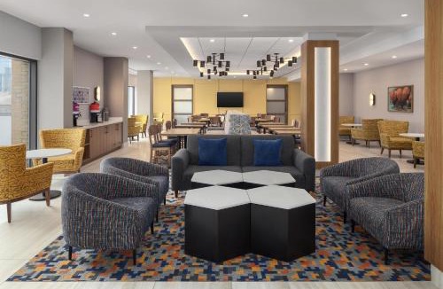 Anjou Hotel | Hampton Inn by Hilton Montreal East Anjou