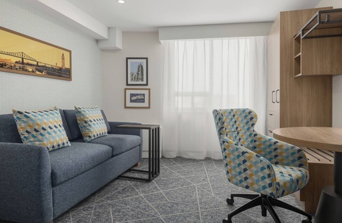 Anjou Hotel | Hampton Inn by Hilton Montreal East Anjou