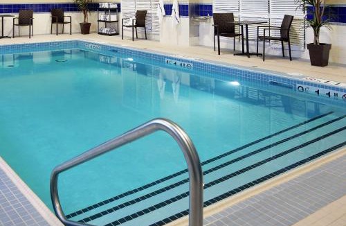 North Bay Hotel | Hampton Inn by Hilton North Bay