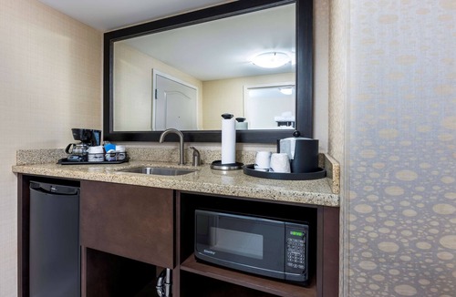 Membertou Hotel | Hampton Inn by Hilton Sydney