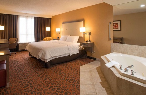 Sheridan Hotel | Hampton Inn by Hilton Toronto-Mississauga West