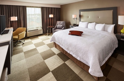 Timmins Hotel | Hampton Inn by Hilton Timmins
