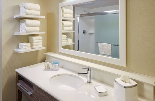 Timmins Hotel | Hampton Inn by Hilton Timmins
