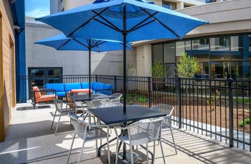 Airport Township Hotel | Hampton Inn By Hilton St Louis Airport