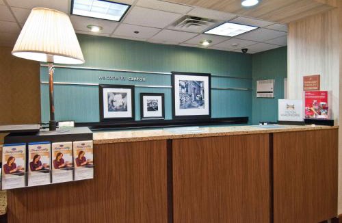 Canton Hotel | Hampton Inn Canton