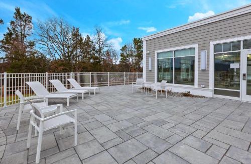 Buzzards Bay Hotel | Hampton Inn Cape Cod Canal