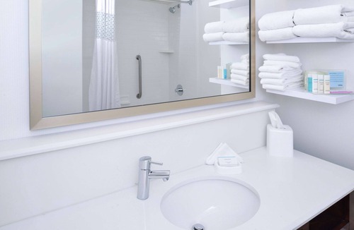 Carbondale Hotel | Hampton Inn Carbondale