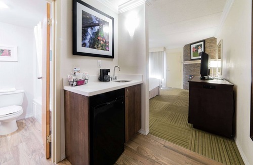 Caryville Hotel | Hampton Inn Caryville-I-75/Cove Lake-State Park